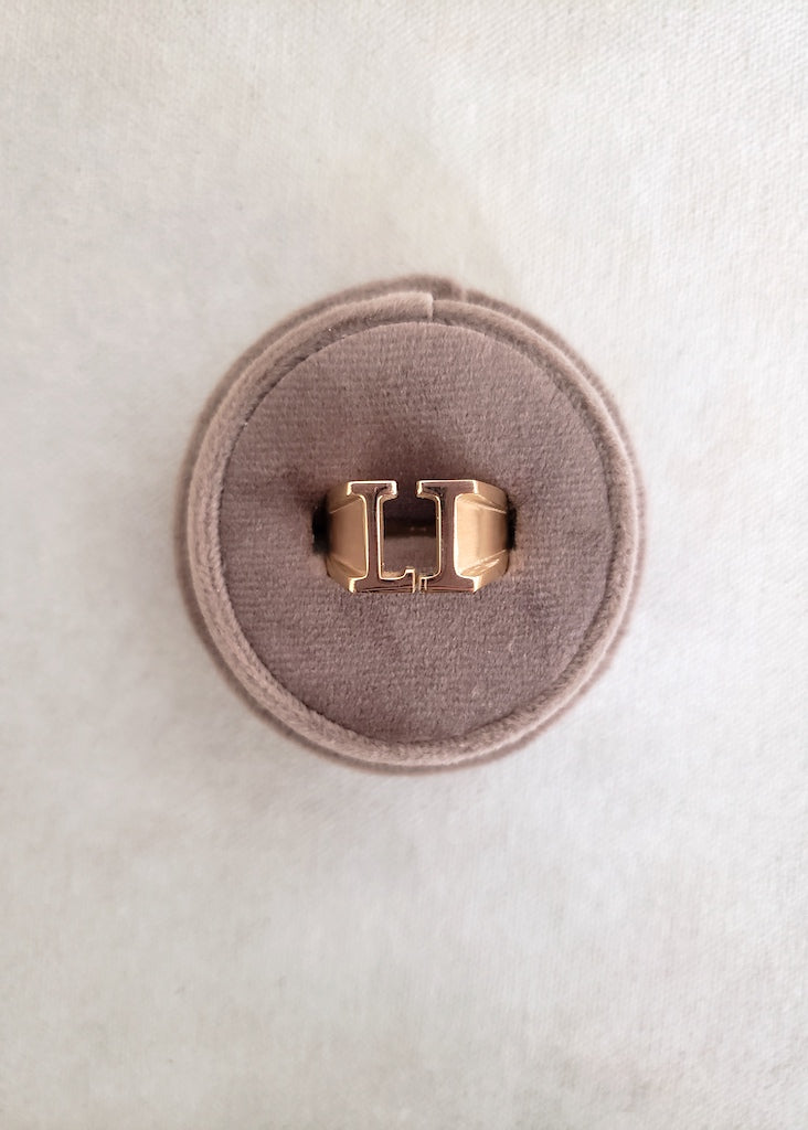 Johnny Initial Ring (original)