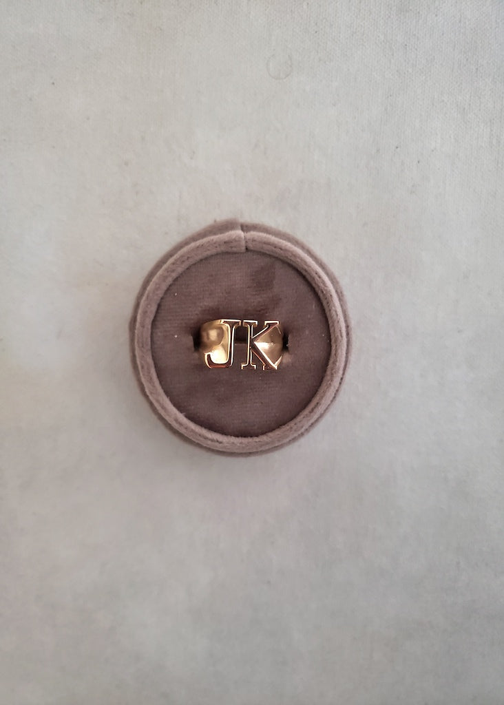 Johnny Initial Ring (original)