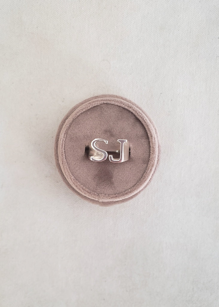 Johnny Initial Ring (original)