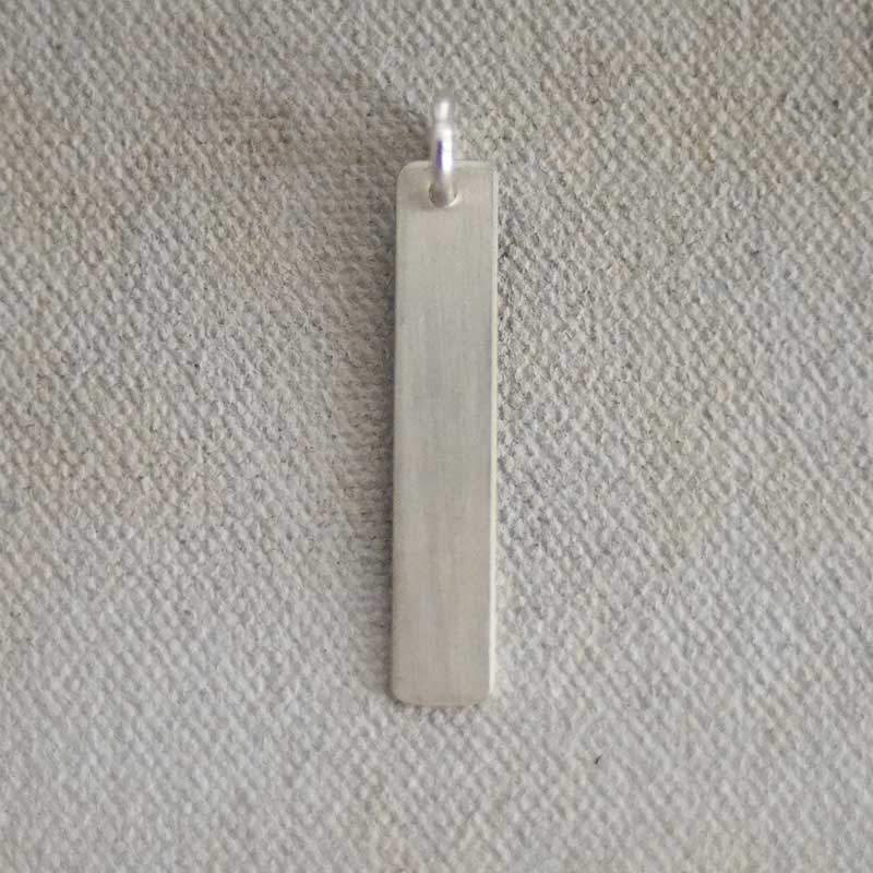 Single Date/Name Skinny Tab Charm (S)