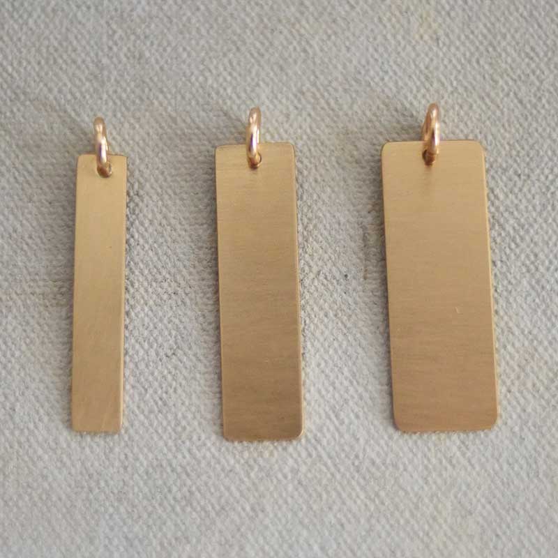 Single Date/Name Skinny Tab Charm (S)