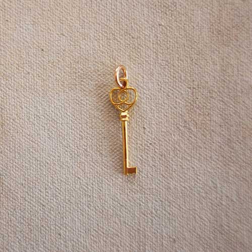 Key to Heart Charm (S)