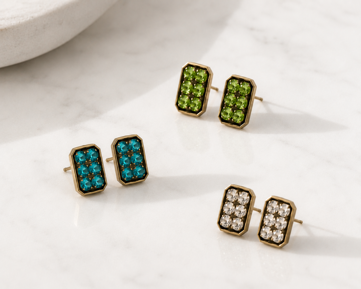 Vintage Rose Monte Studs