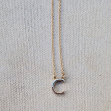 Load image into Gallery viewer, Single Initial Necklace